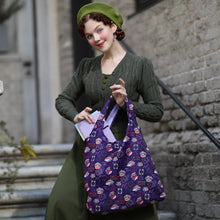 Vendula-London-Travelling-Library-Folding-Shopper