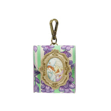 Regency Gardens Pods Case