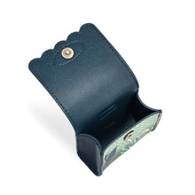The Corner Cauldron Pods Case