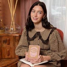 Bookshelf Boulevard Coin Purse