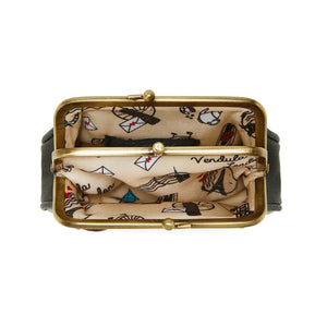 The Witches Pantry clipper coin purse