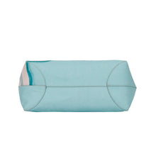 Vendula Sands Reversible Tote & Pouch