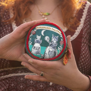 PRE ORDER - Shakespeare's Theatre - Hamlet Round Coin Purse