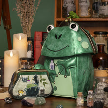 The Witches Pantry Clipper Frog Bag