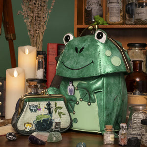 The Witches Pantry Clipper Frog Bag